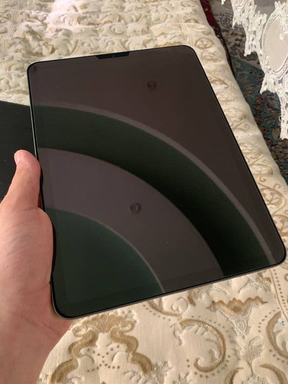 Ipad air 5 m1 ideal holatda — 2