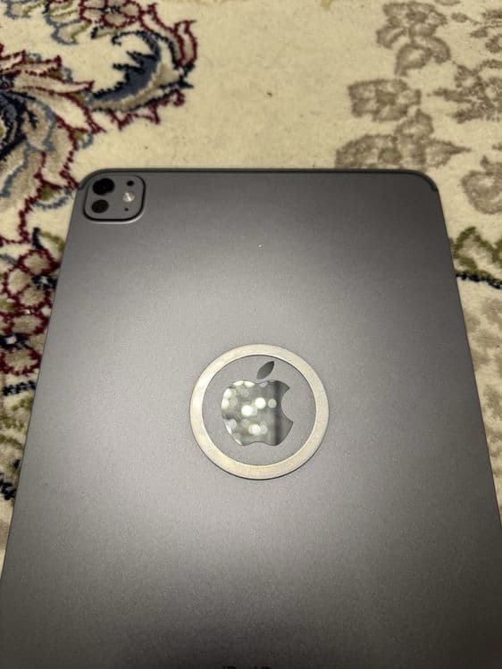 Ipad m4 pro aybi rasmda — 1