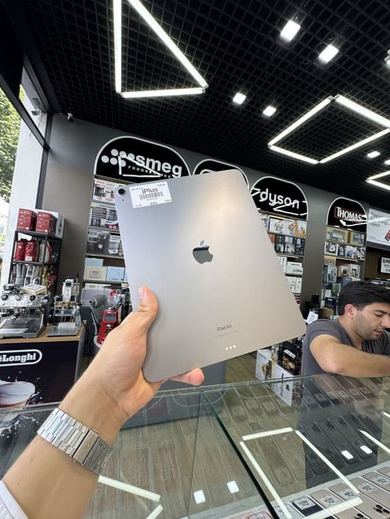 IPad 13 ,Air M2 — 1