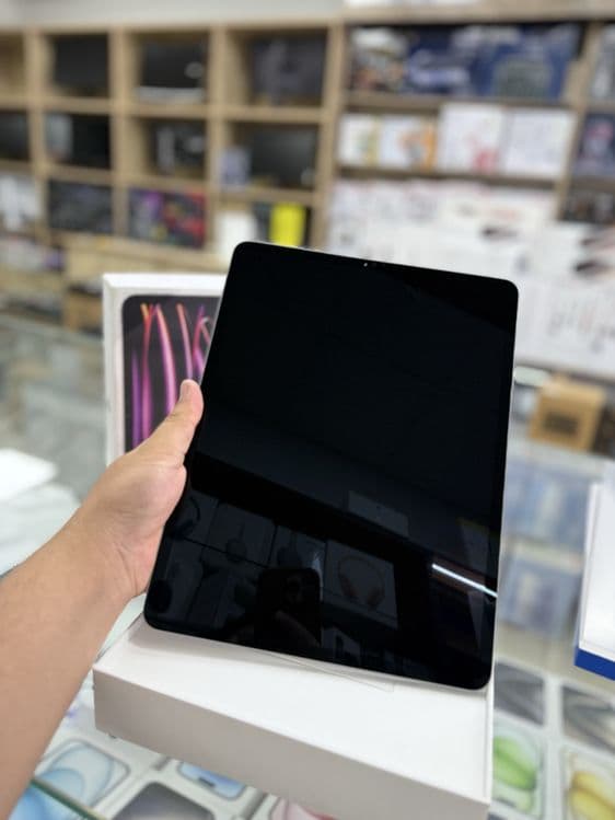 iPad Pro 12.9 M2 256gb Wifi б/у — 1
