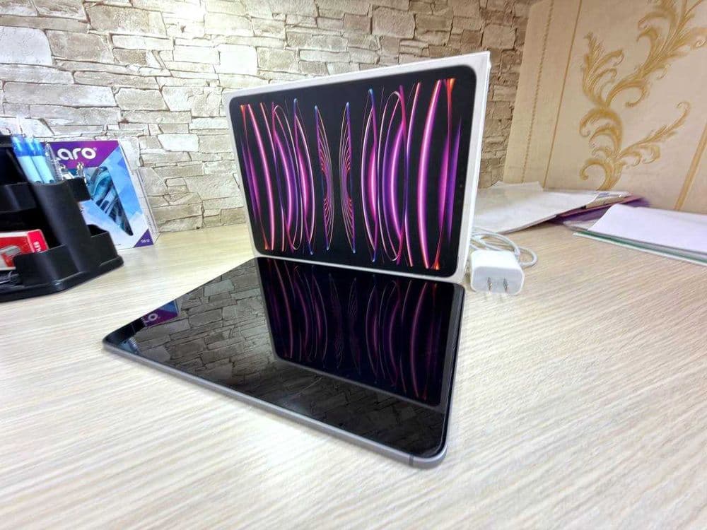 Продам состояние идеал iPad Pro 11 M2 256GB Wi-Fi + SIM (+ Коробка) — 3