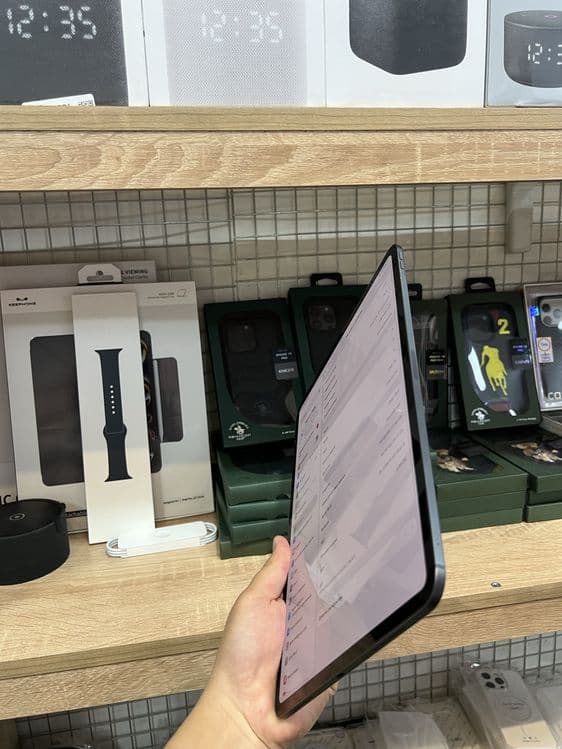 Ipad Pro13 M5 256gb wifi — 4