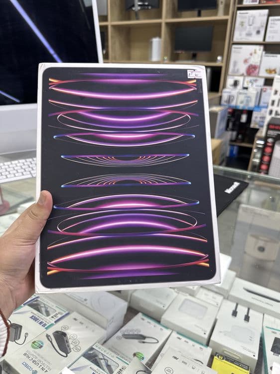 iPad Pro 12.9 M2 2TB Wi-Fi — 1