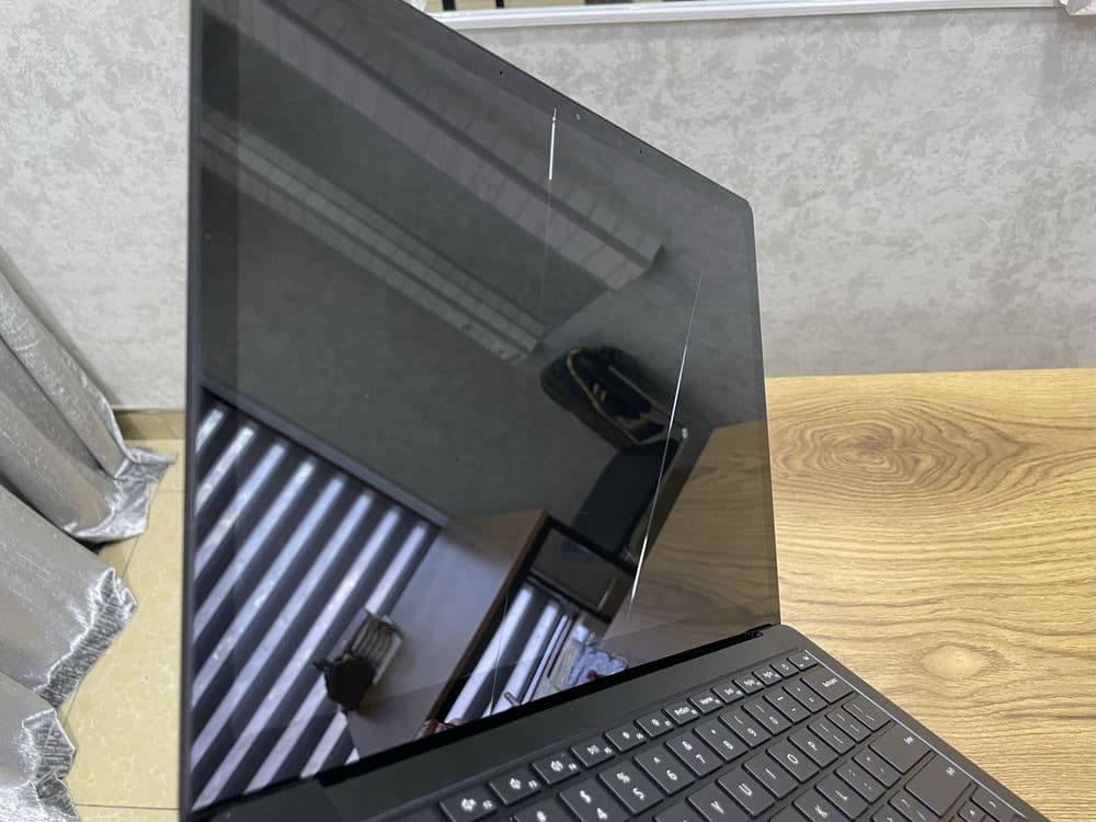 Microsoft Surface laptop 3 — 5