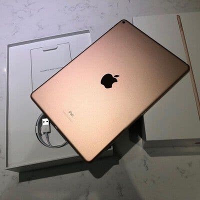 Ipad sotiladi narxini kelishamiz obmen xam bor — 2