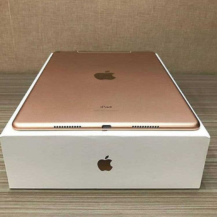 Ipad sotiladi narxini kelishamiz obmen xam bor — 3