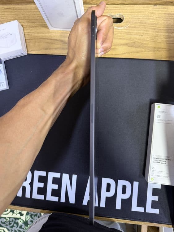 Ipad M5 pro 13 dyumli E sim — 2