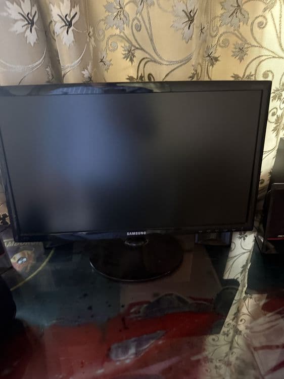 monitor 22 dyum — 1