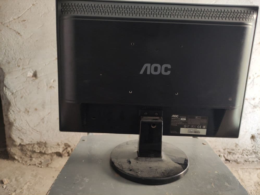 Монитор AOS  lcd — 2