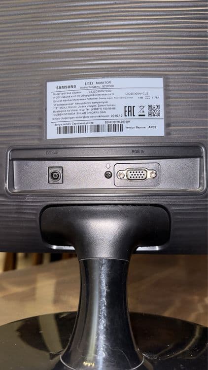 Продам монитор Samsung S22D300 — 3