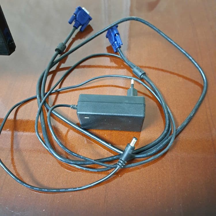 Монитор LED 19 AVTECH — 3