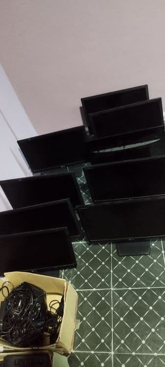 Monitor 22' LG 10ta komplekt bor — 3