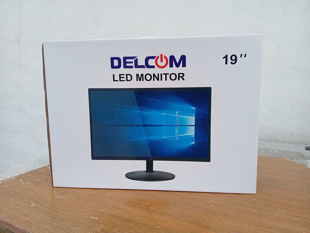 Monitor DELCOM 19 sotiladi — 1