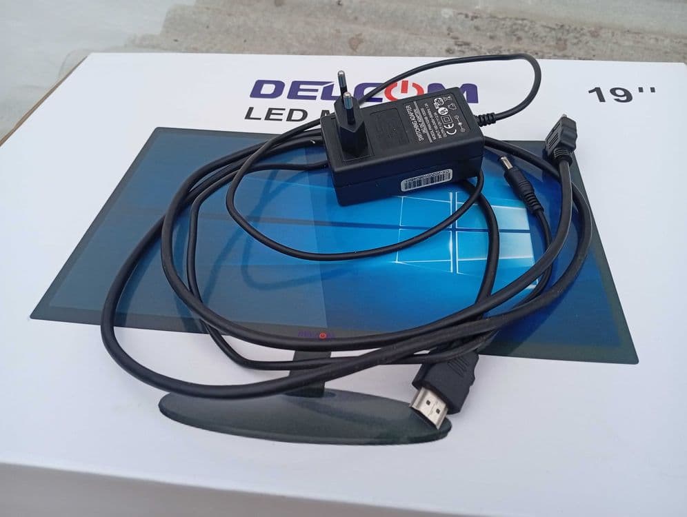 Monitor DELCOM 19 sotiladi — 8