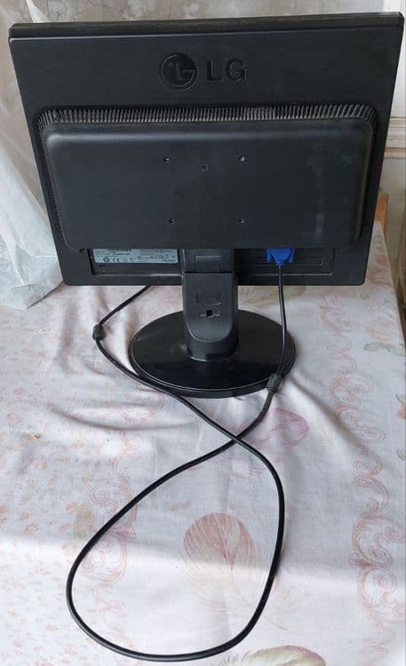 LG Монитор-Monitor LG — 2