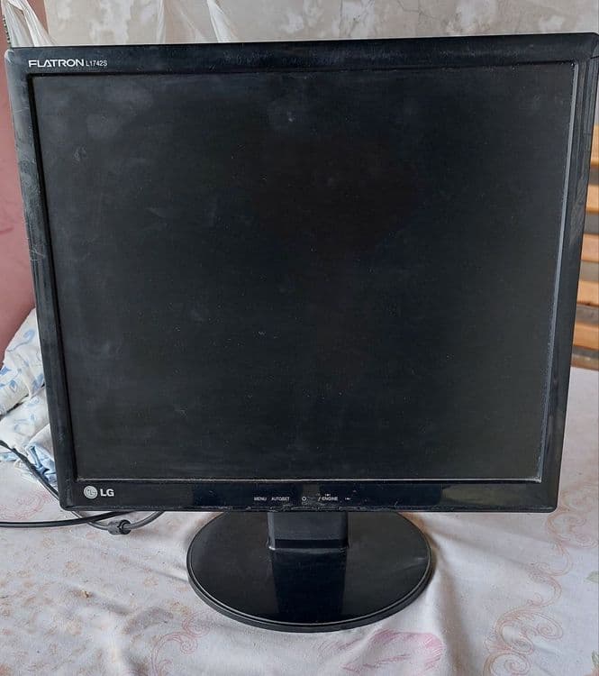 LG Монитор-Monitor LG — 3