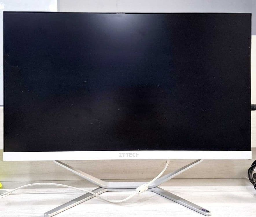 Monoblok 24' IPS ekran — 4
