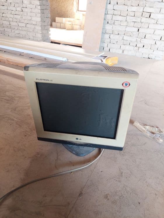 Monitor Lg sotiladi — 1