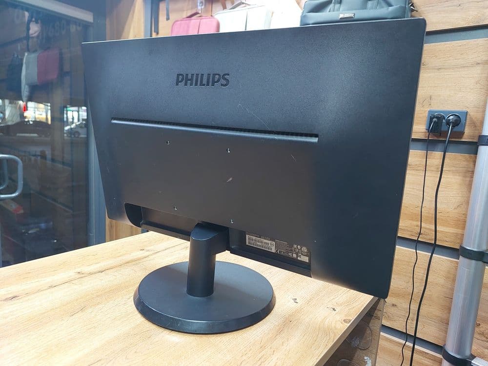 Monitor 22 dyum sotiladi — 2