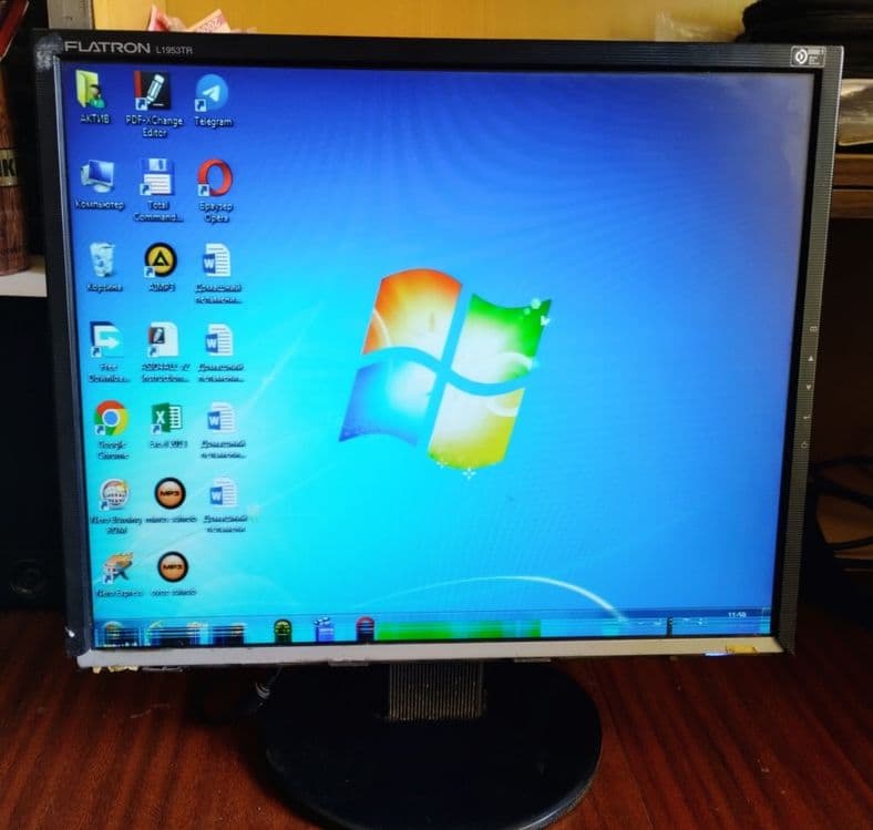 Monitor sotiladi 19lik — 1