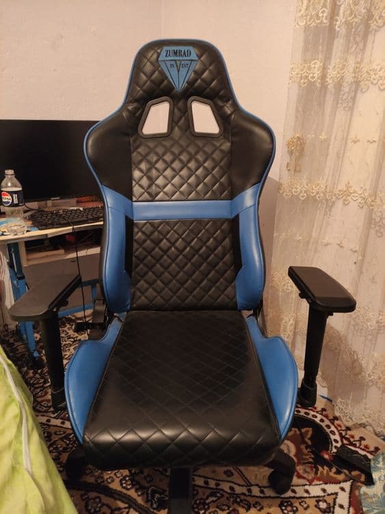 Kompiyuter uchun / Gamerlar stol. O'yin kreslosi — 1