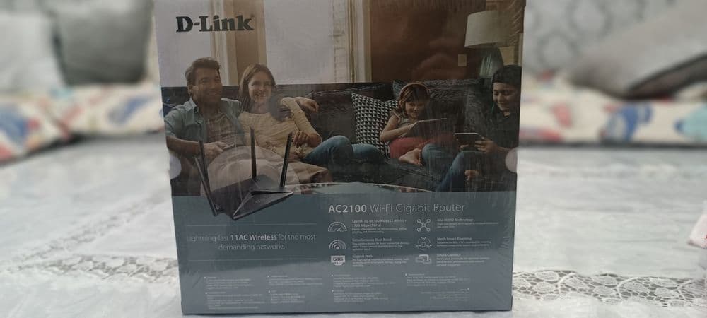 Wifi gigabit router D-link dual band AC2100 — 3