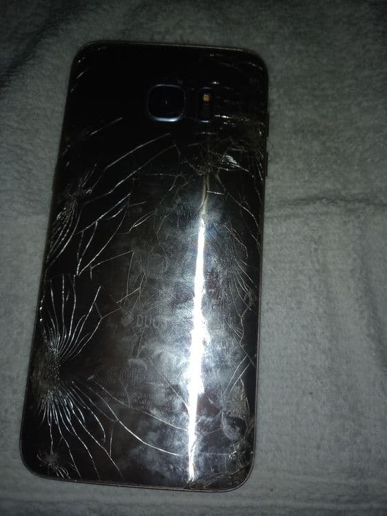 S7 edge telefon zapcastka sotiladi.Ekran bir iwlab bir umuman kursatm — 3