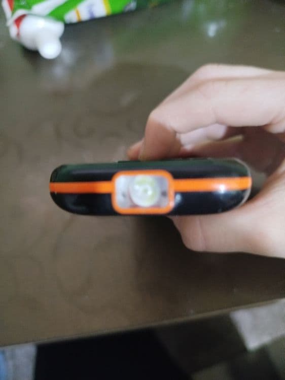 Novey knopochniy telefon — 3