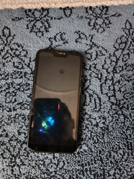 Redmi 6pro sotiladi — 2