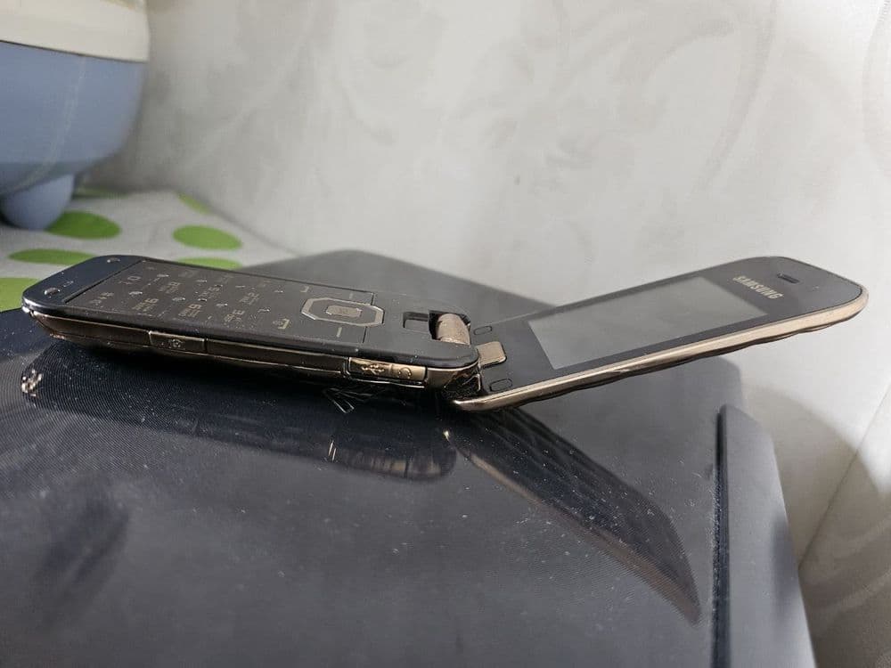 Кнопочный Samsung раскладушка — 1
