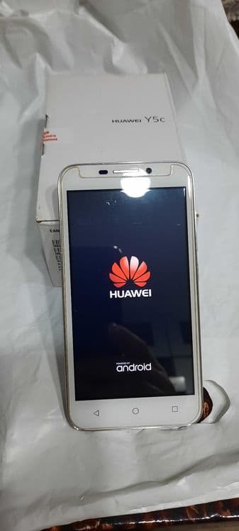 Продаётся Huawei Y5c — 5
