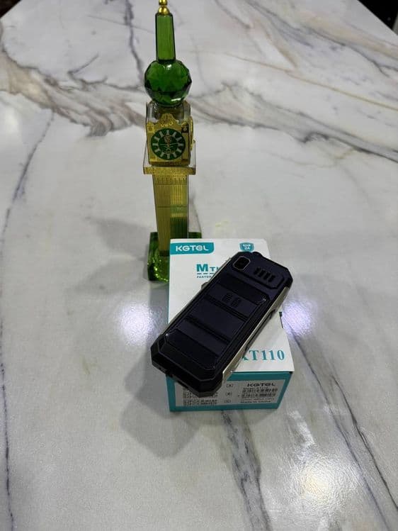 Кнопочный ТАНК Kgtel T110 — 3
