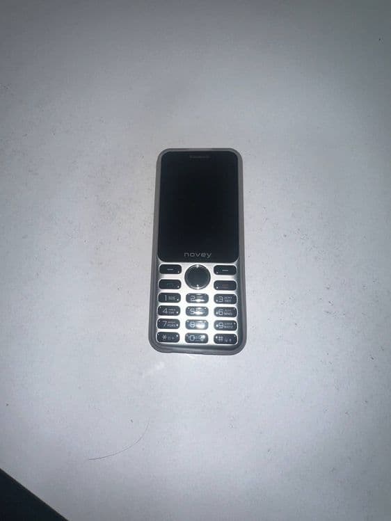 Novey telefoni sotiladi holati ideal — 3