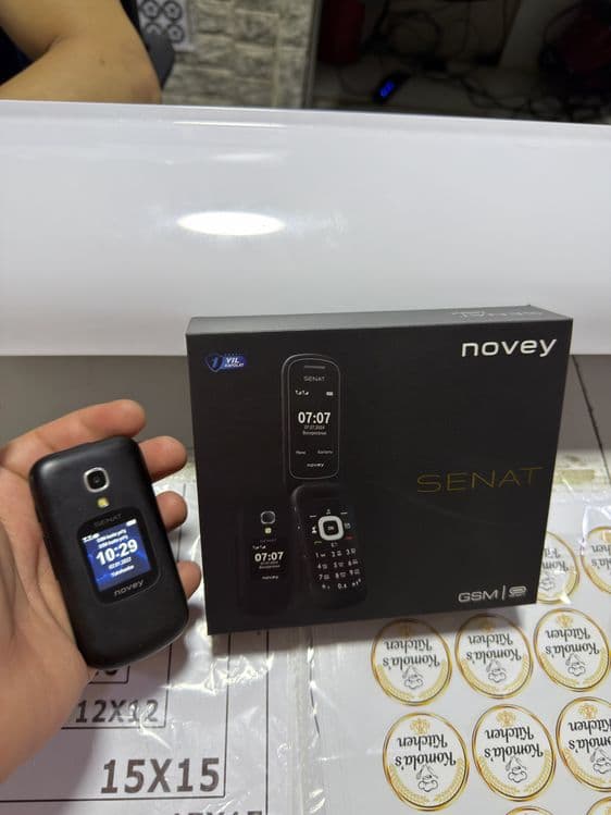Novey senat dual sim — 2