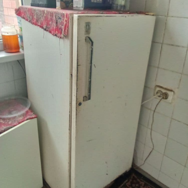 Срочно продаю холодильник — 1