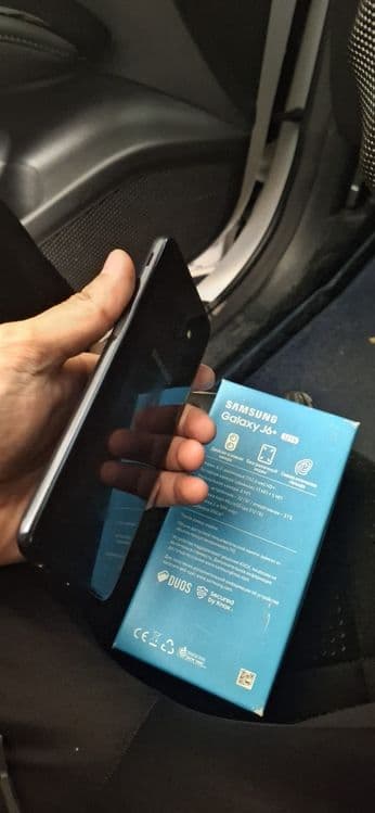 SAMSUNG J6 plus состояние хорошое ползовалас с первых дней каробка док — 5