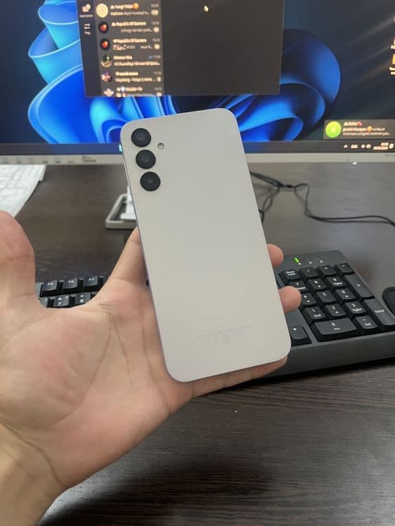 Samsung a14 5G 550ming — 3