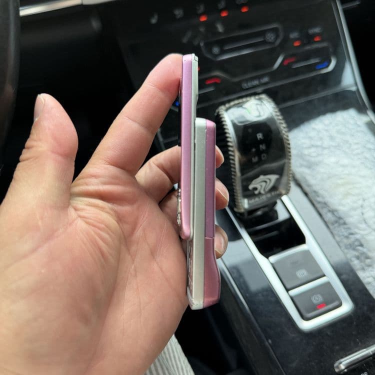 Sony Ericsson T303 ime bor — 3
