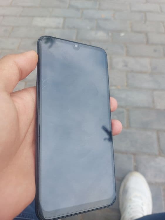 Xiaomi Redmi 9 xolati zor — 2