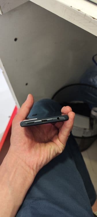 Samsung A13.  juda arzon — 4