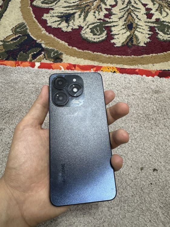 Itel A70 6/128 gb holati ideal chihol qoʻshib beriladi — 3