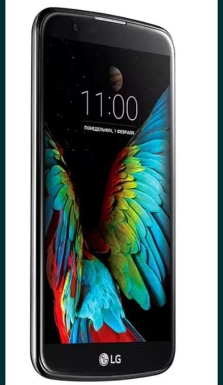 Телефон LG K10, LTE, черного цвета, с золотистой крышкой корпуса. — 1
