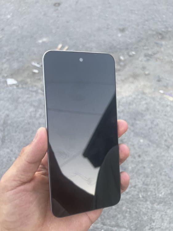 Tecno Spark 40C yangi — 2