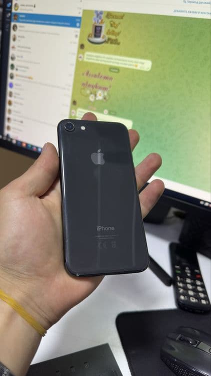 iphone 8 holati yaxshi 8.    256 talik hotira  yomks 100 % alishgan — 3