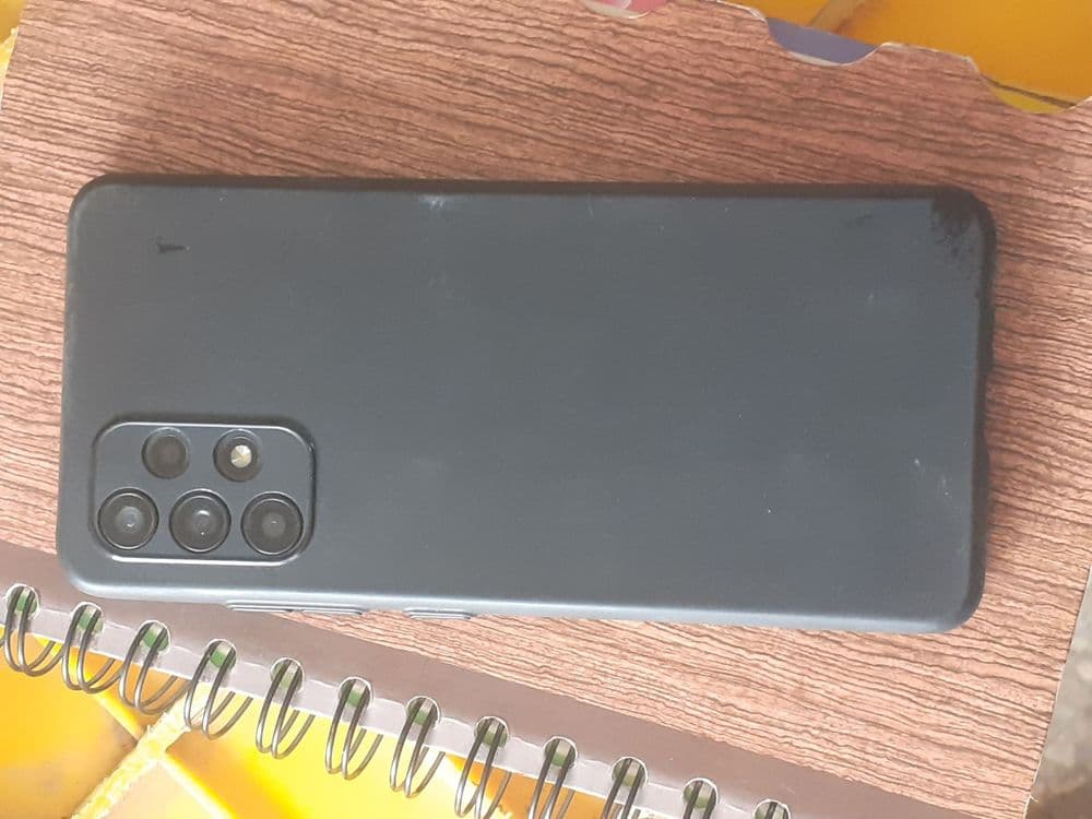 Nomi: samsung galaxy A32 — 2