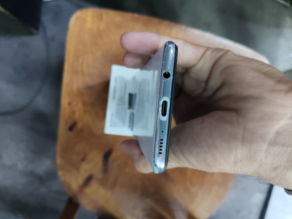Samsung A51 xotrasi 128gb karopka dakumenti bor — 2