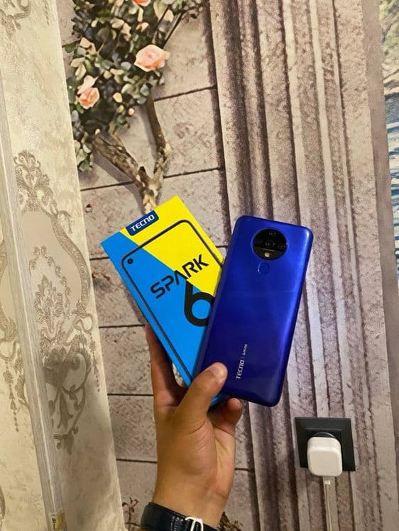 Spark 6 4+4/128gb aybi ochilmagan usta kormagan — 2