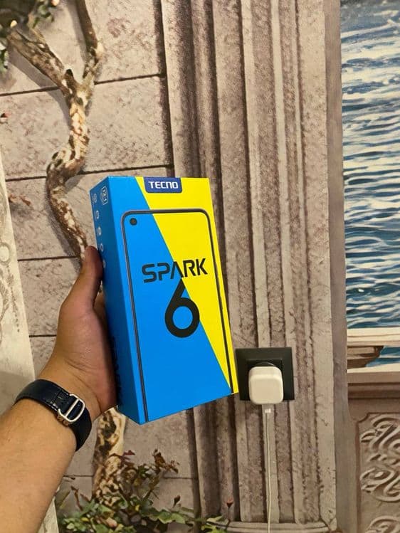 Spark 6 4+4/128gb aybi ochilmagan usta kormagan — 3