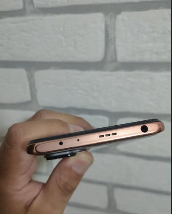 Redmi note 10 pro 6 128 rangi  gold — 2