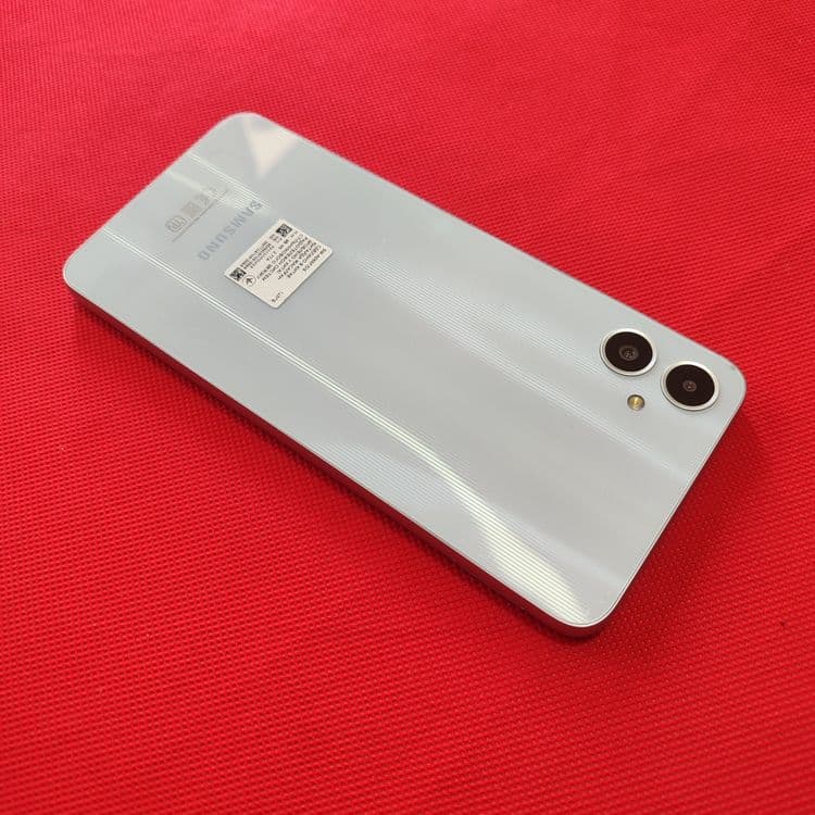 Samsung Galaxy A05 ideali — 2